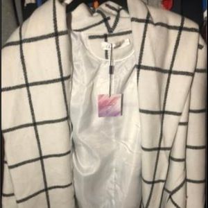 Chicwish Shawl NWT bought for $95